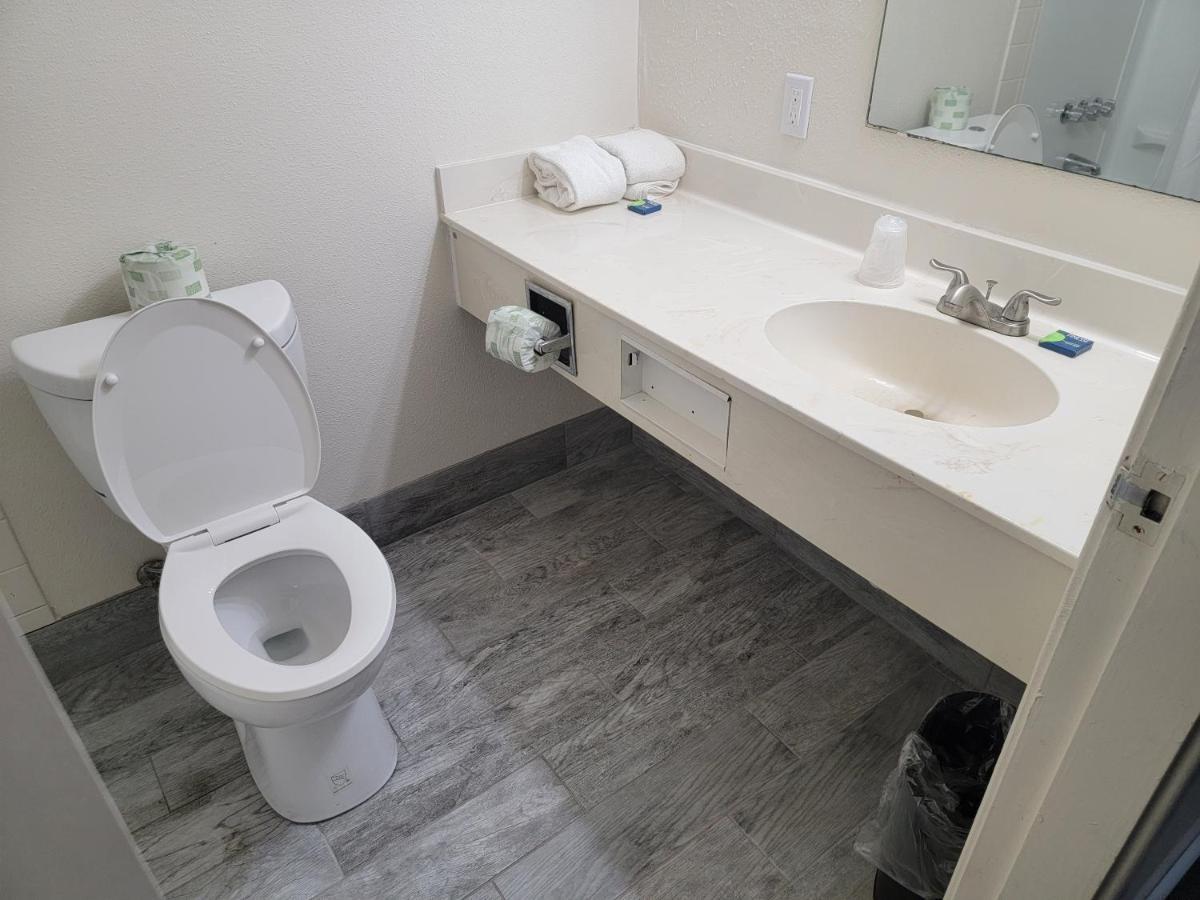Usa Economy Lodge Spartanburg Εξωτερικό φωτογραφία